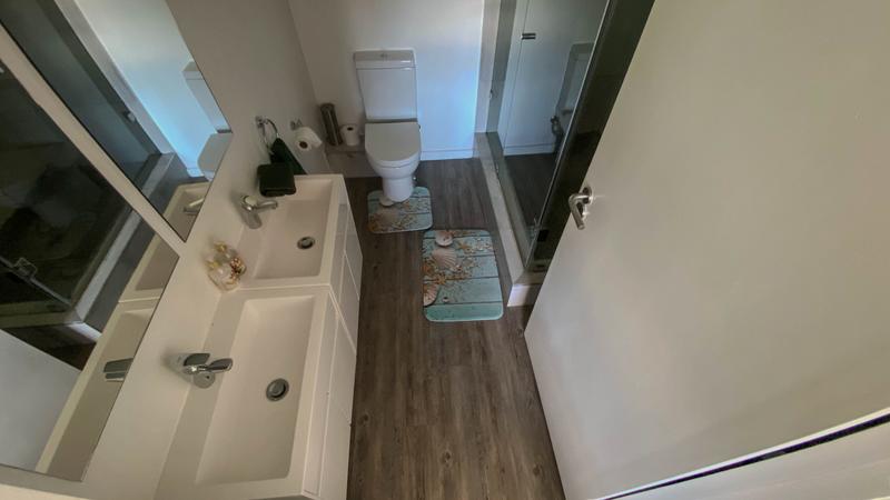 To Let 2 Bedroom Property for Rent in Zonnebloem Western Cape